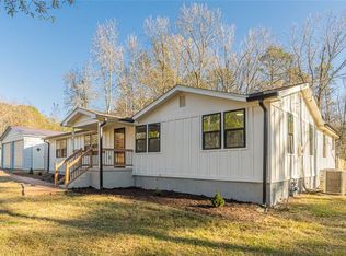 1061 Old Alpharetta Rd, Alpharetta, GA 30005