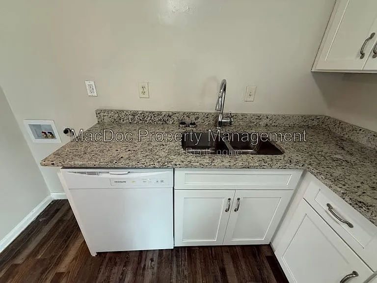 400 Rann Ct — Photo 11