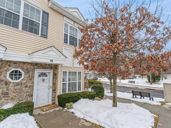 448 Winter Place, East Meadow, NY 11554