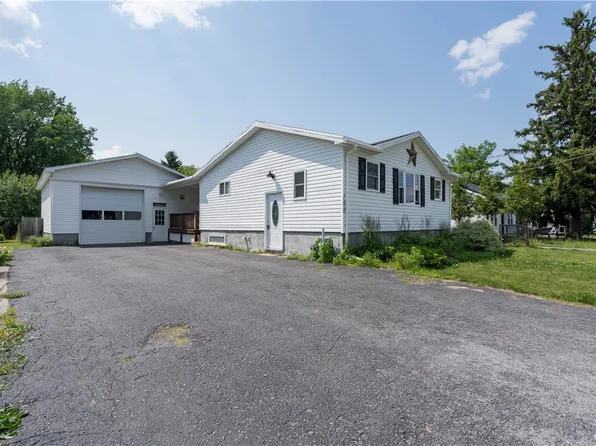 180 Duffy St, Watertown, NY 13601