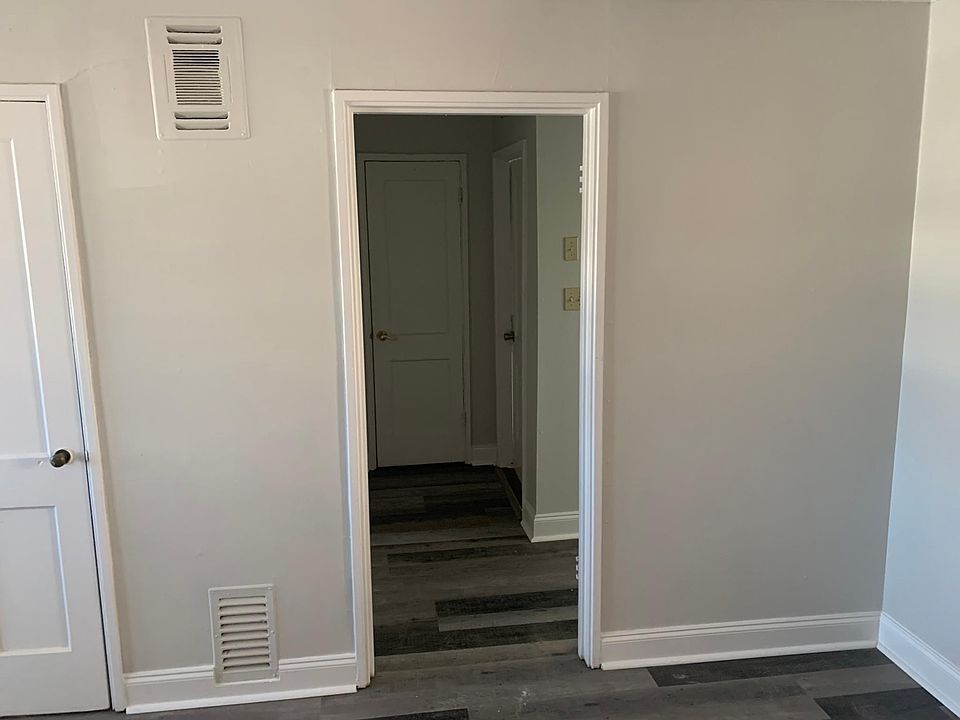 1st image of 3097 Waynoka Ave APT 3