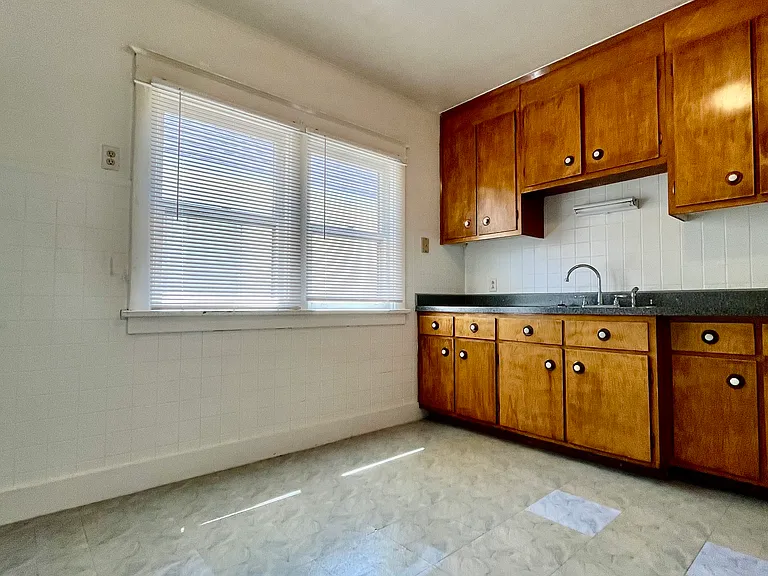 297 Sterling Ave #2 — Photo 7