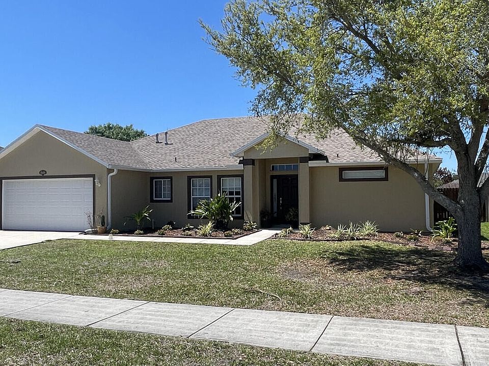 1st image of 2028 Gloria Cir NE