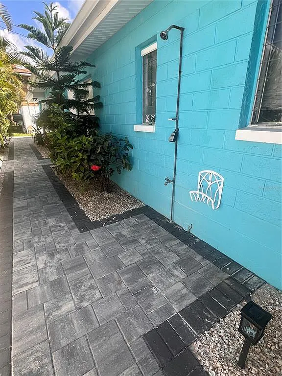 1 bed, 1.0 bath, 500 sqft, $1,850 — Photo 3
