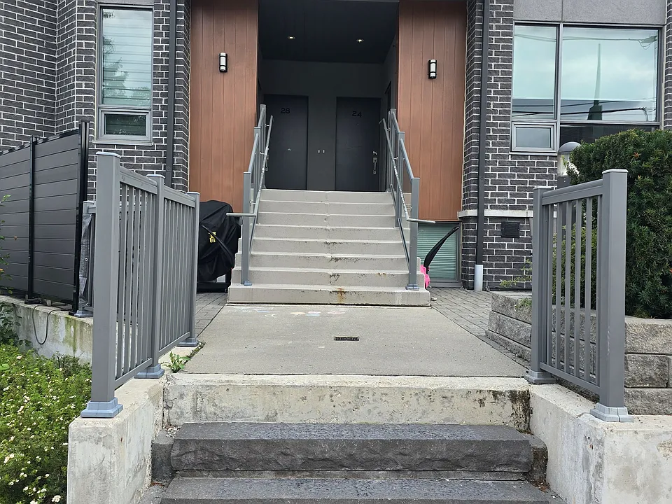 680 Atwater Ave #22