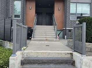 680 Atwater Ave #22, Mississauga, ON L5G0B6