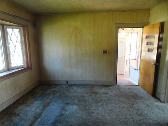 4th image of 1102 S C St