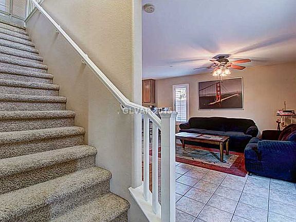 2nd image of 3234 Villa Fiori Ave