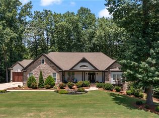 302 Eagle Crest Ct, Cumming, GA 30028