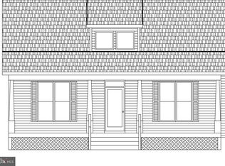 2 2nd St, Colonial Beach, VA 22443