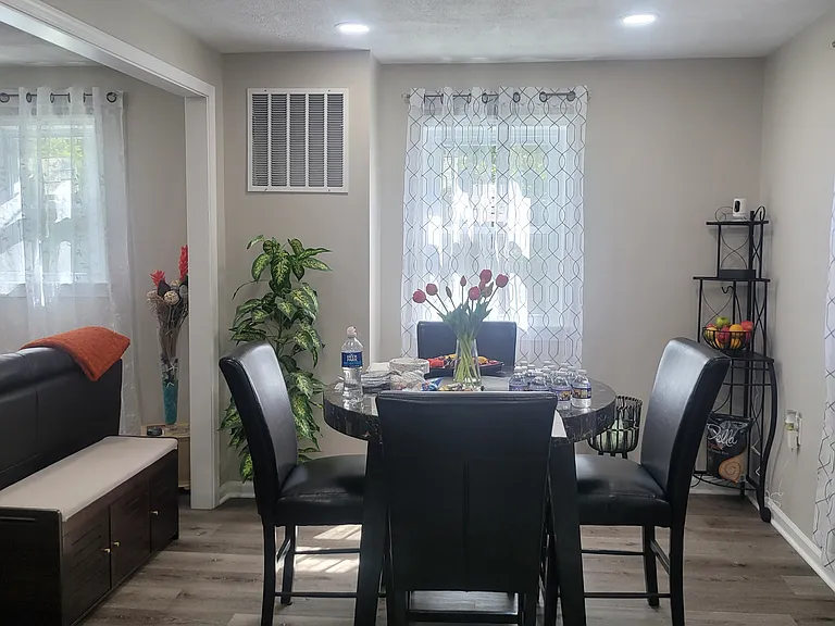 16309 Holly Hill Dr — Photo 4
