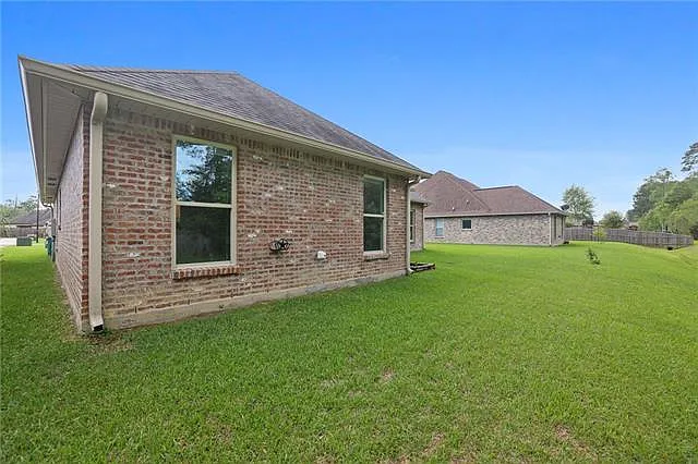 8929 Greenleaves Dr — Photo 26