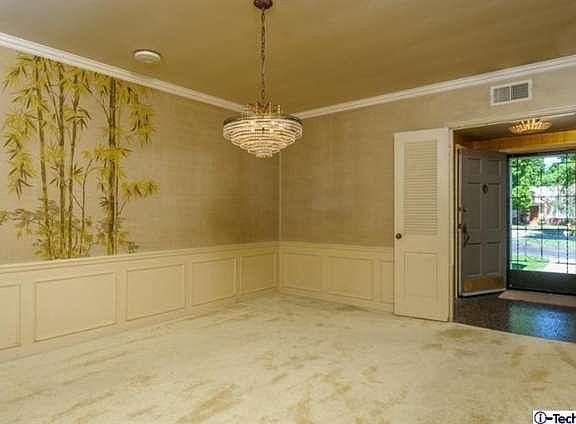 3rd image of 4409 Chevy Chase Dr