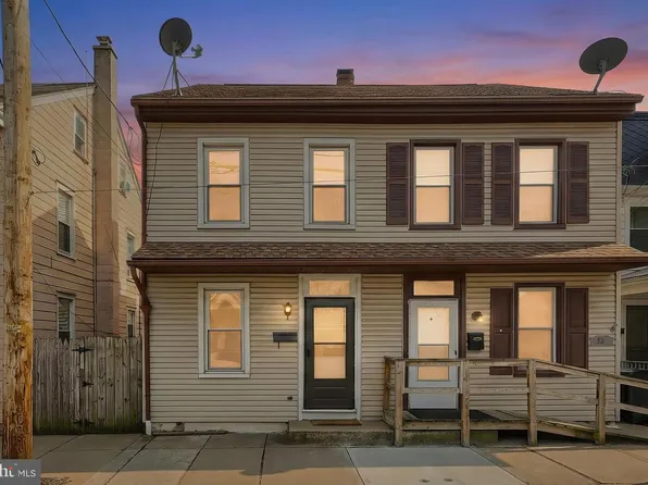 37 W Ferdinand St, Manheim, PA 17545