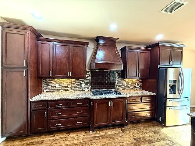 1200 S Kalanchoe Ave — Photo 25