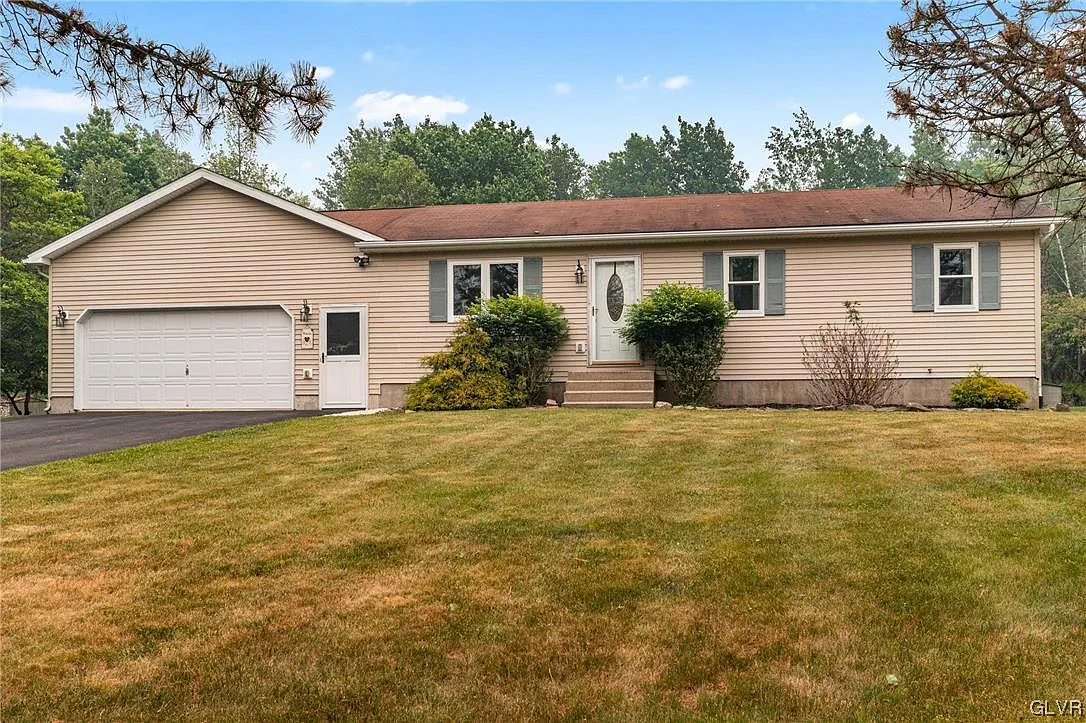 205 Ryan Rd photo 1