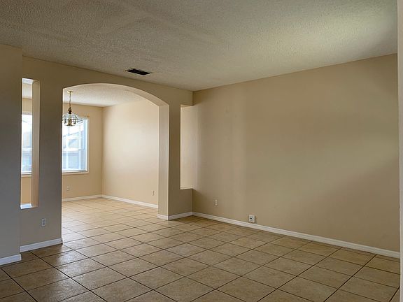 2nd image of 12685 Enclave Dr