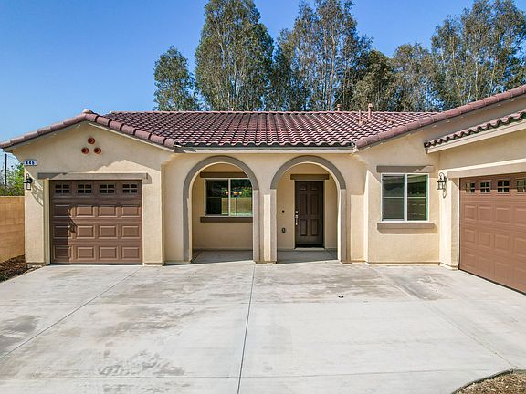 3rd image of 446 W Camellia Way