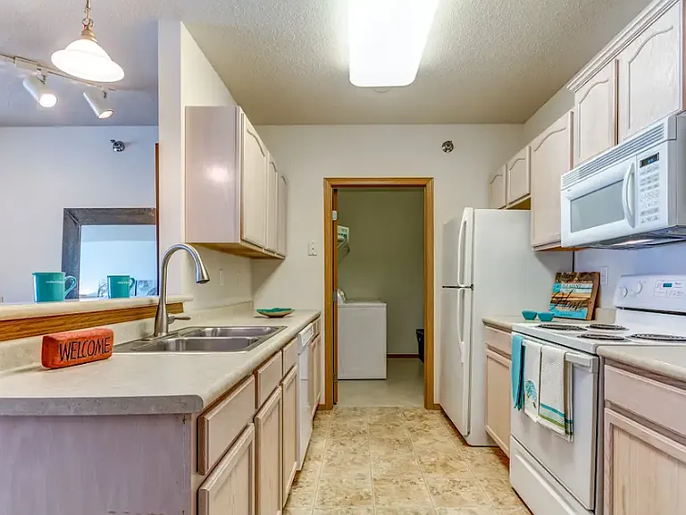 West Willowwood Apartments — Photo 1