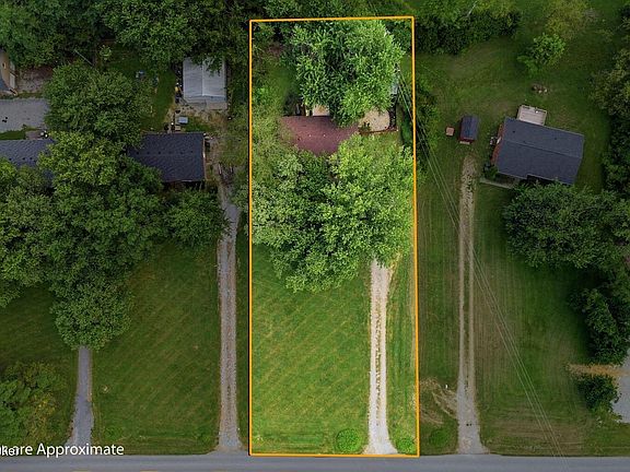 2nd image of 3296 Lake Jericho Rd