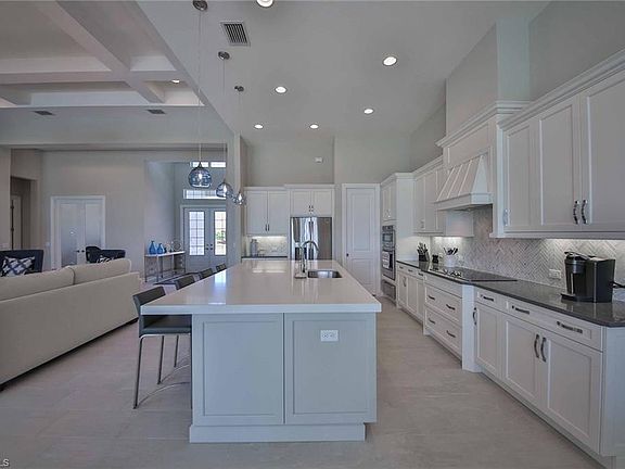 5th image of 14178 Charthouse Ct