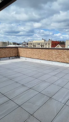 Rented by Avanguard Realty Corp | media 12