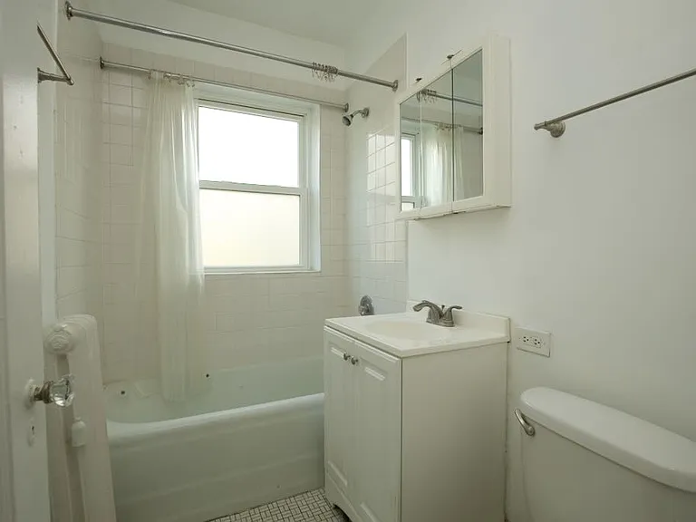 918 Green Bay Rd #L2 — Photo 16