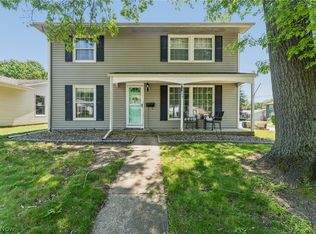 2369 Frederick Dr, Cuyahoga Falls, OH 44221
