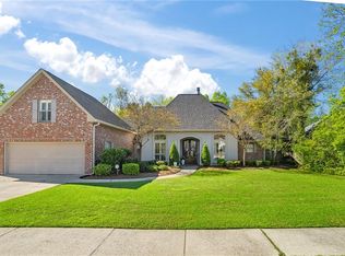 208 Shady View Ln, Covington, LA 70433