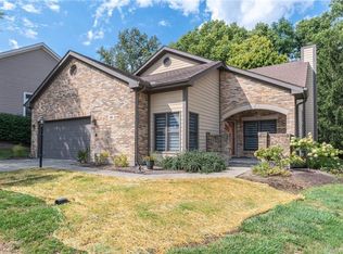 40 Dunnington Ct, Springboro, OH 45066
