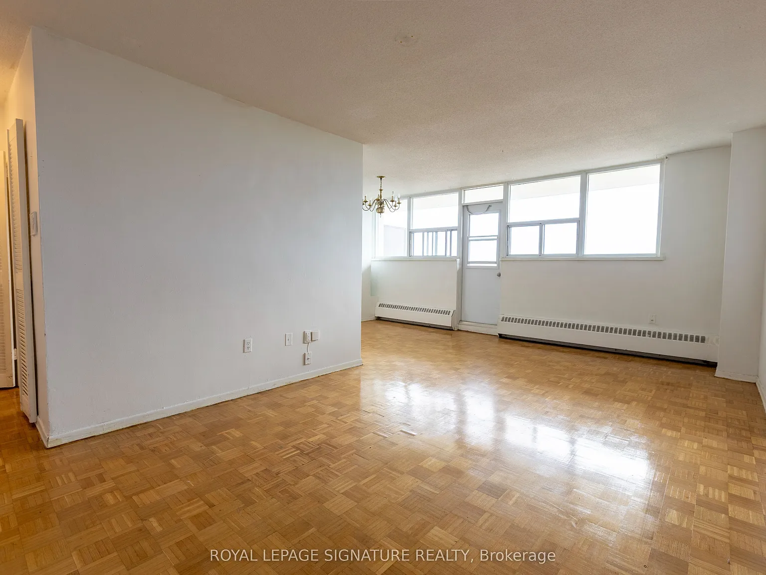 2 bed, $2,400 — Photo 1