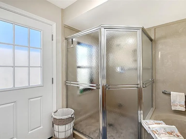 Harbour Oaks Dr — Photo 28