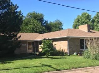 1001 W 7th St, Larned, KS 67550