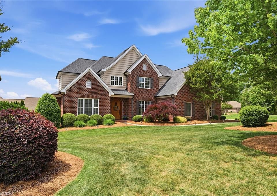 1st image of 926 Windalier Ln