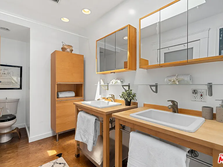 340 5th Ave — Photo 37