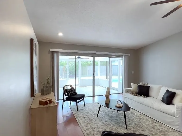 8108 Bluestar Cir — Photo 3