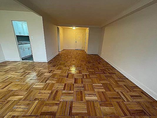 4th image of 166-05 Highland Ave #3X