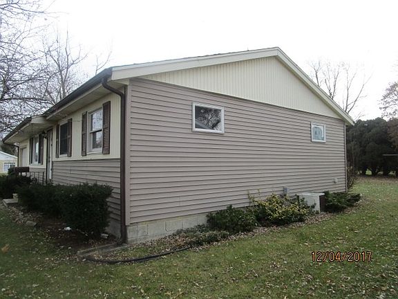 3rd image of 603 Hiawatha Dr