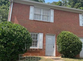 5287 Ridge Forest Dr, Stone Mountain, GA 30083