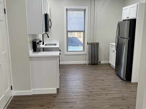 2nd image of 93 N Main St #4