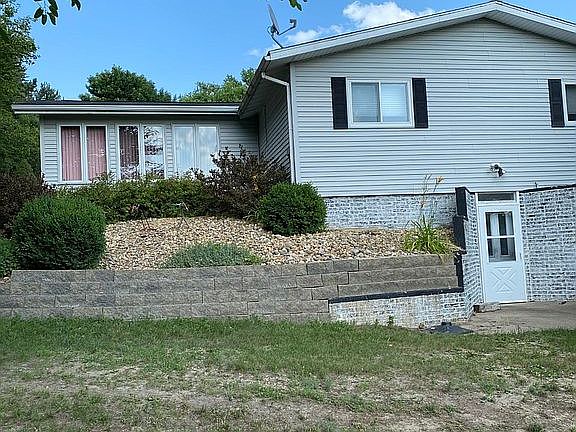 4th image of 27171 217th St