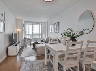 245 Davisville Ave #716, Toronto, ON M4S 3H4