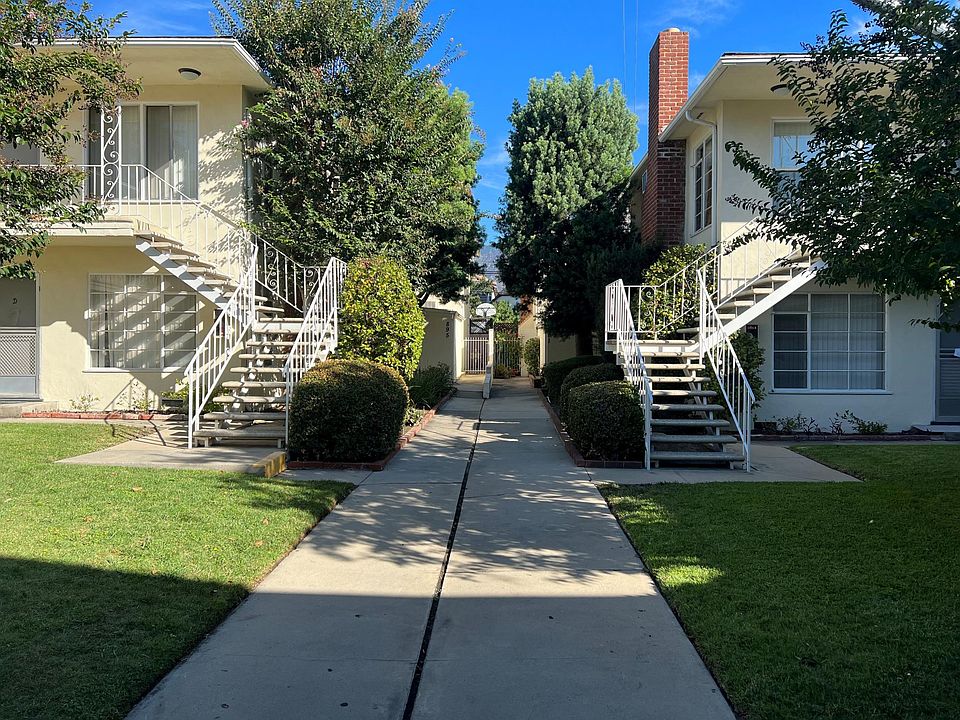 1st image of 891-897 Huntington Dr #0