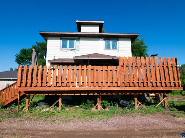 48655 262nd St, Valley Springs, SD 57068