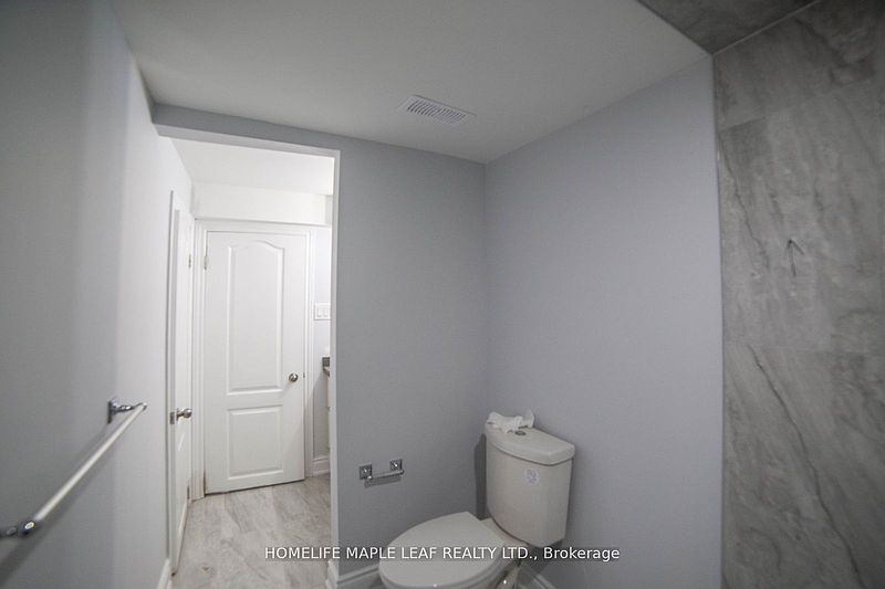 Brampton House for rent - 3 Bedrooms — photo 7