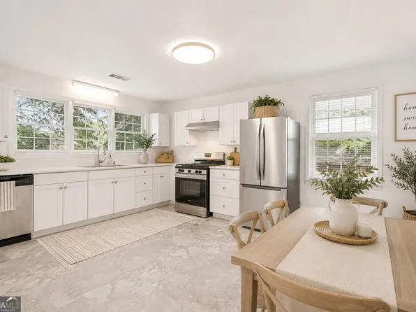 2546 Walton Way SW, Marietta, GA 30060