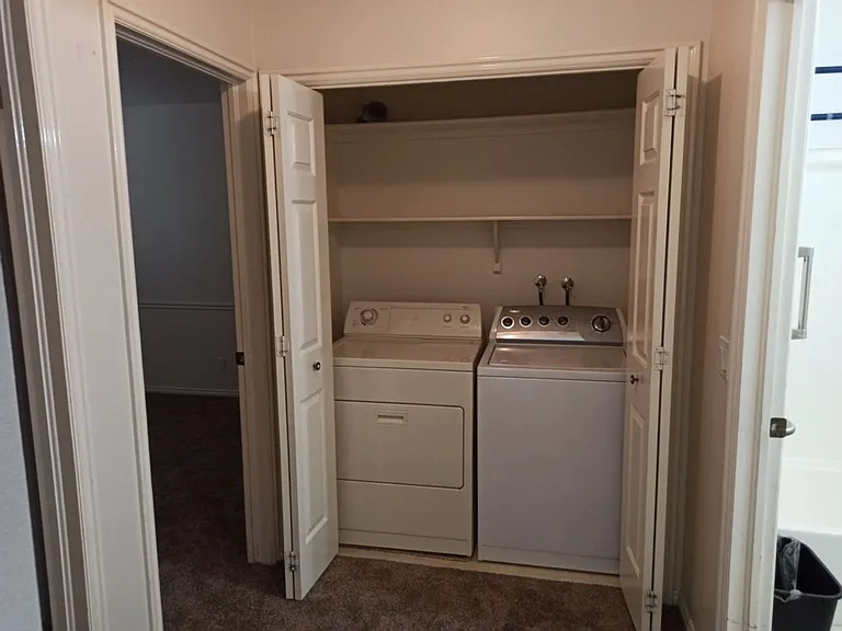 1075 N 1400 W #24 — Photo 10