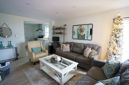 93 Grass Ave Photo 1