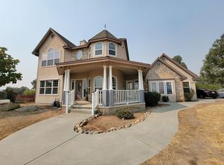 35701 John Albert Dr, Madera, CA 93636
