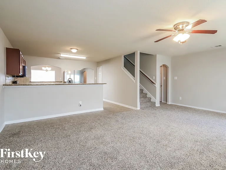 3607 Zephyr Glen Way — Photo 4